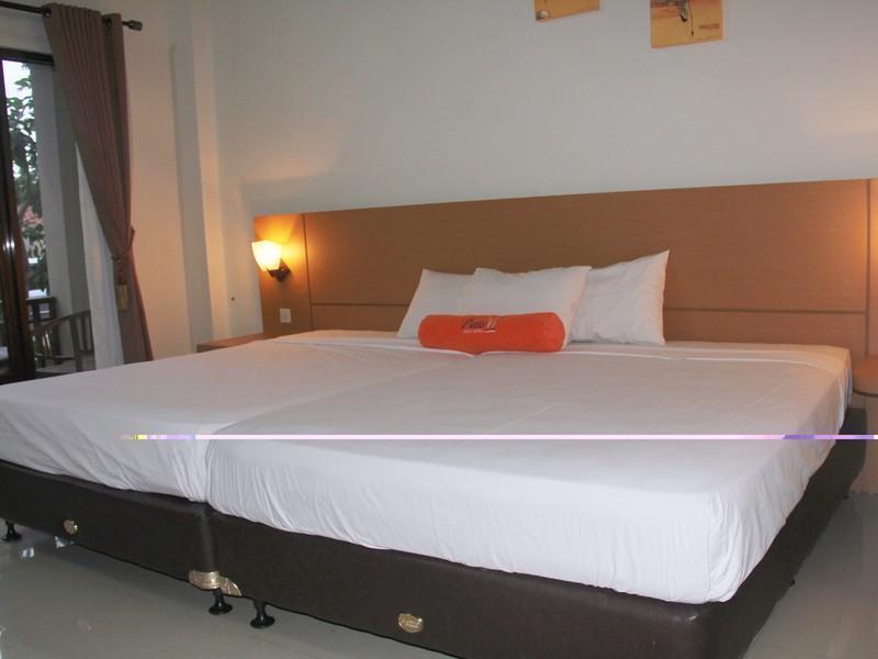 Hotel Paluvi Pangandaran Exterior photo